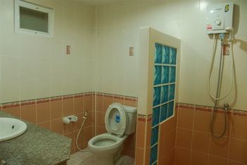 Hotel Baan Im Em Pattaya Zewnętrze zdjęcie